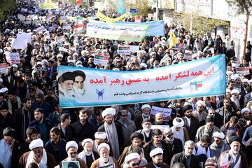 فریاد رسای ولایتمداران بصیر در آشیانه اهل بیت(ع)