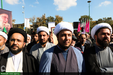 اجتماع مردم اصفهان در محکومیت اغتشاشگران