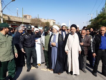 دولت جلوی افزایش قیمت ها را بگیرد