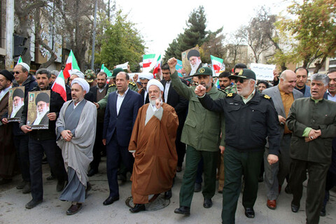  راهپیمایی مردم بجنورد در دفاع از اقتدار و امنیت کشور