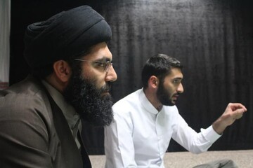 محفل انس با قرآن در مدرسه علیمه قروه برگزار شد+ عکس