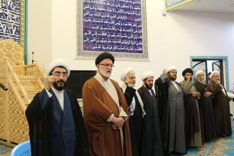 تصاویر/ تجمع طلاب و روحانیون حوزه‌های علمیه شیراز در حمایت از اقتدار و امنیت کشور