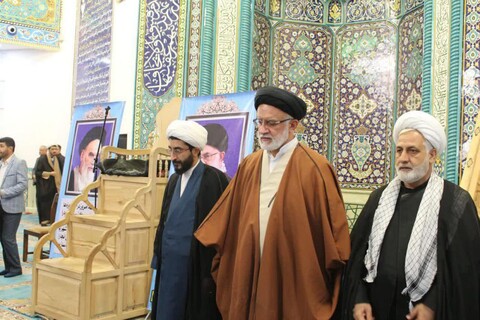 تصاویر/ تجمع طلاب و روحانیون حوزه‌های علمیه شیراز در حمایت از اقتدار و امنیت کشور
