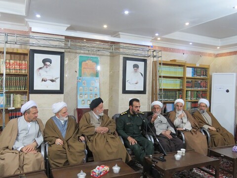 تصاویر/ نشست روحانیون استان سمنان به مناسبت هفته بسیج