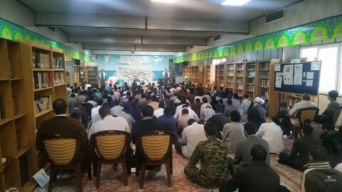 تصاویر/ مراسم بزرگداشت هفته بسیج در مدرسه علمیه دارالسلام تهران