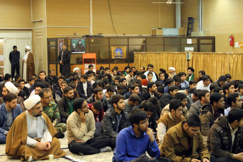 تصاویر/ مراسم گرامیداشت‌ هفته بسیج با حضور طلاب و روحانیون یزد