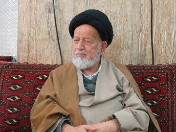 رهنمودهای آیت الله شاهچراغی به مسئولان خبرگزاری حوزه /  ضرورت کسب  مهارت های رسانه ای را برای طلاب گوشزد کنید