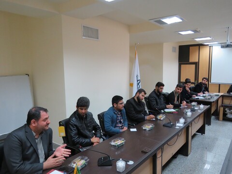 تصاویر/ افتتاحیه کارگاه آموزشی مقدماتی مهارت رسانه ای در سمنان