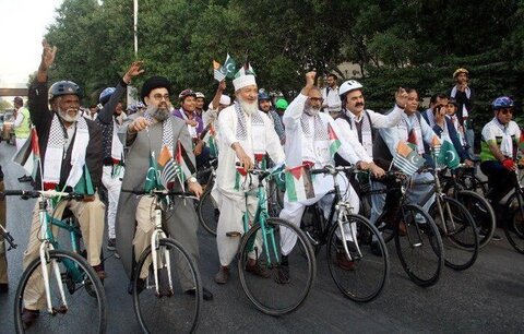 راهپیمایی دوچرخه سواران پاکستانی برای "حمایت از مردم فلسطین