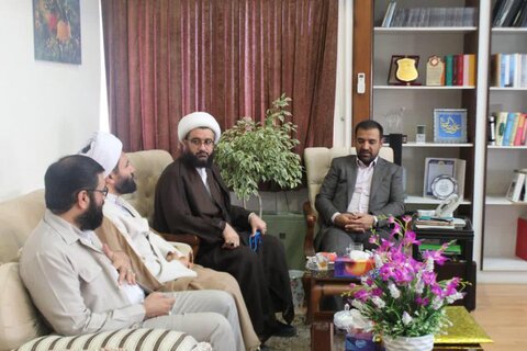 تصاویر/ دیدار مدیر حوزه علمیه کردستان با مدیران و مسئولان استانی