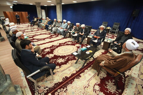 دیدار جمعی از شخصیت‌های  اهل سنت استان گلستان با آیت الله اعرافی