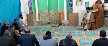 معاون تبلیغ حوزه استان یزد پای درد دل مبلغان ابـرکوه نشست