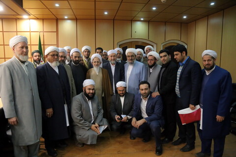 تصویری رپورٹ| آیت الله العظمی جوادی آملی سے ایرانی اہل سنت علماء کی ملاقات
