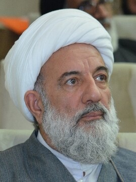 حوزه علمیه برای تحقق بیانیه گام دوم برنامه ریزی کند