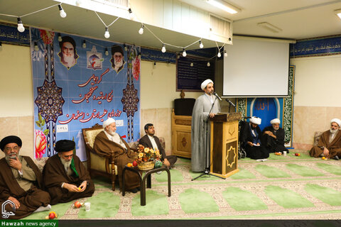 گردهمایی اساتید و نخبگان بسیجی حوزه علمیه اصفهان در حضور آیت الله یزدی