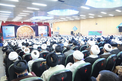 تصاویر/ نشست عمومی نهمین اجلاس منطقه ای جامعه مدرسین و علمای بلاد در اصفهان