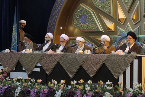 تصاویر/ نشست عمومی نهمین اجلاس منطقه ای جامعه مدرسین و علمای بلاد در اصفهان