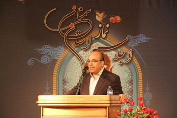 نماز فحشا و منکر را از جامعه دور می کند