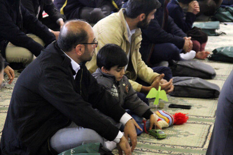 ابتکار طلاب مدرسه علمیه رسول اکرم(ص) مریانج در جذب کودکان به نماز جمعه