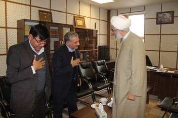 برای ترویج فرهنگ صحیح صرفه جویی از ظرفیت حوزه های علمیه استفاده شود