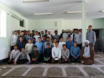 طلاب به سلاح علم روز مجهز شوند