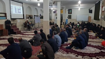 تبیین ملاک ها و شرائط تربیت طلبه طراز انقلاب