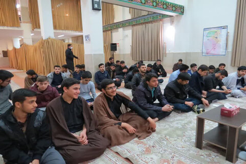 تصاویر/ برنامه های فرهنگی و مذهبی مدرسه علمیه امام باقر (ع) قروه
