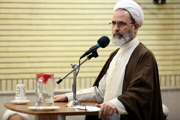 جهان امروز گفتمان انقلاب اسلامی را می شنود