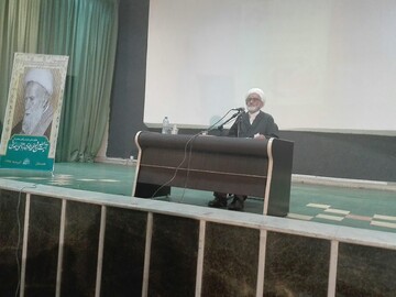 آیت‌الله تألهی باغبان دینی بود