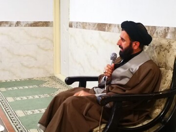 در گسترش فرهنگ نماز بکوشید