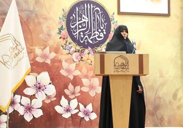 980 طلبه در انجمن های علمی پژوهشی جامعه الزهرا(س) فعالیت میکنند