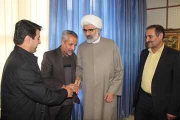 حوزه علمیه یاری‌گر کمیته امداد امام خمینی (ره) است