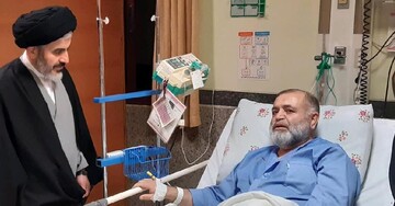 عیادت امام جمعه ارومیه از عضو شورای روحانیت+ عکس