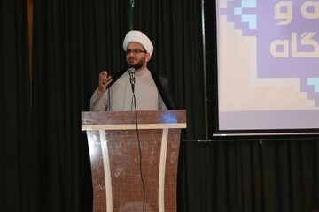 آرمانگرایی در ذات طلبه و دانشجو است