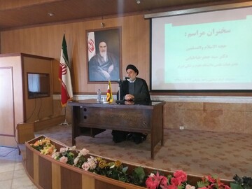 نظام سلطه برای مقابله با انقلاب اسلامی از ۵۰ کشور یاری می‌خواهد