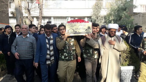 تصاویر/ یادواره شهدا و تشییع شهید گمنام در هنرستان آزادی فلسطین تهران