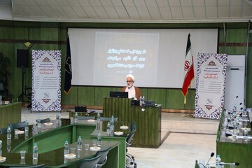 نوع ارتباط حوزه و دانشگاه باید با جامعه به روز شود