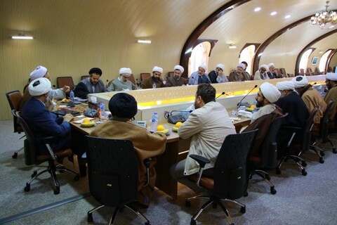 تصاویر/ نشست مدیر دفتر برنامه‌ریزی و نظارت راهبردی حوزه با مدیران استانی در مشهد