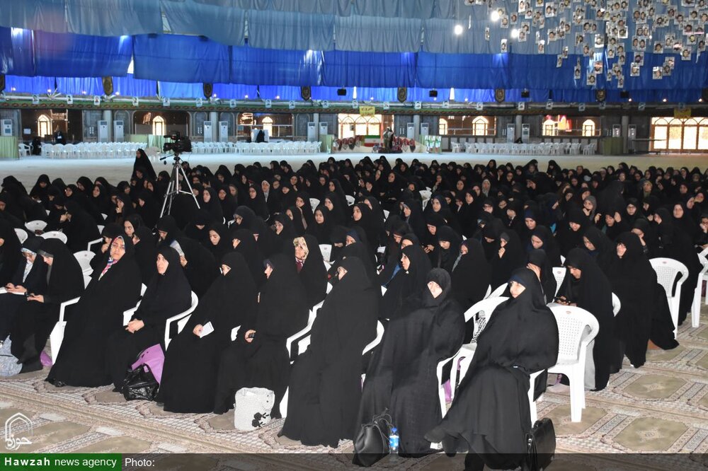 بالصور/ مؤتمر للطالبات الجديدات في حوزة أصفهان العلمية للسيدات
