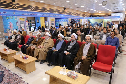 تصاویر / اختتامیه پنجمین نمایشگاه دستاوردهای پژوهشی و فناوری دفتر تبلیغات اسلامی