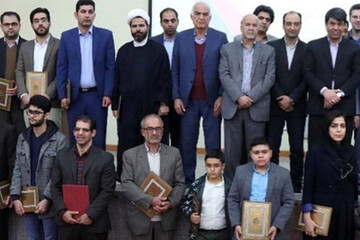 انتخاب استاد حوزه علمیه یزد به عنوان پژوهشگر برتر فرهنگی