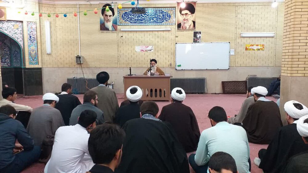طلاب وضعیت اقتصادی سختی دارند