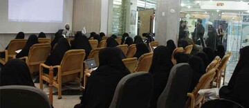 بازدید گروه‌های مختلف در هفته پژوهش از مرکز نور