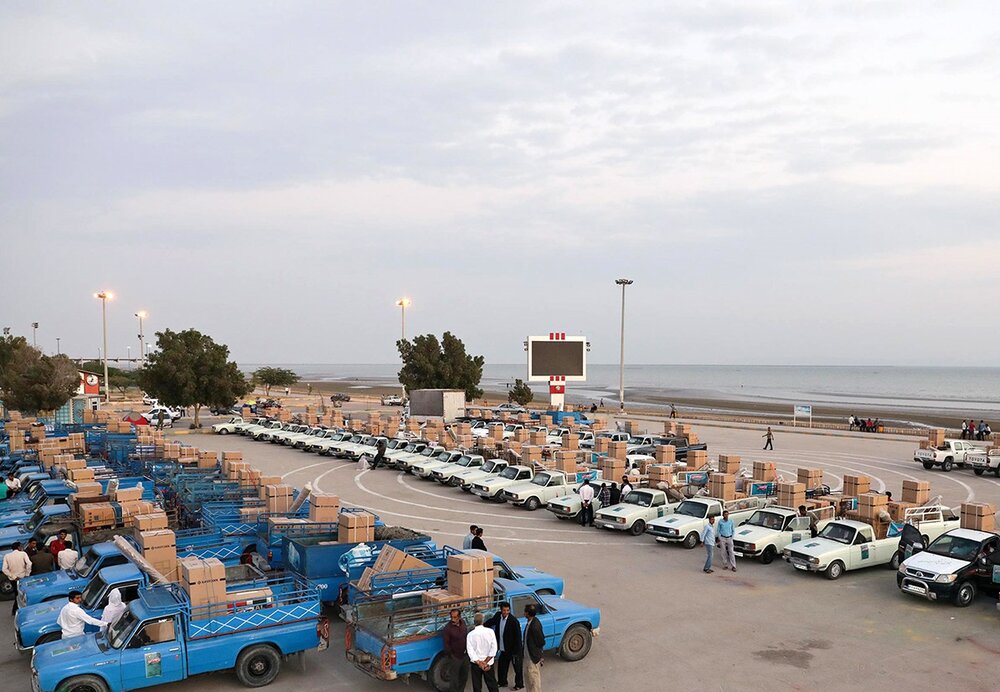 اهدای ۱۷۳ جهیزیه به زوجین یاسوجی با همکاری خادمیاران رضوی