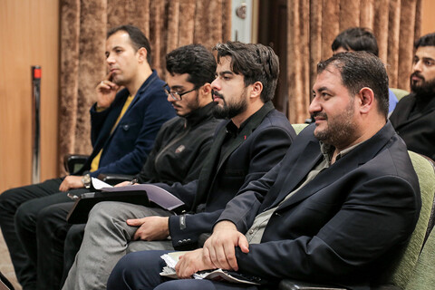 نشست «آخرین تحولات شبکه های اجتماعی» به همت خبرگزاری حوزه در دانشگاه مذاهب اسلامی تهران