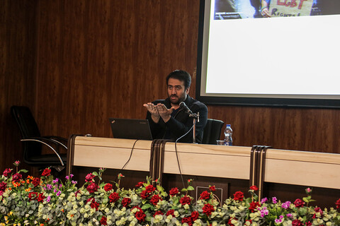 نشست «آخرین تحولات شبکه های اجتماعی» به همت خبرگزاری حوزه در دانشگاه مذاهب اسلامی تهران