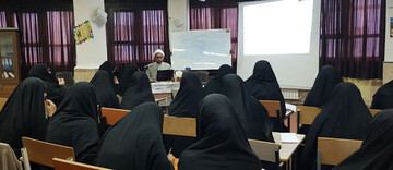 شرکت 500 نفر در کارگاه‌های آموزشی مرکز نور