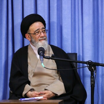 شعرا بیانیه گام دوم انقلاب را در اشعار خود تبیین کنند