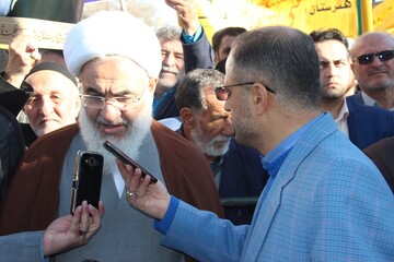 مردم بر سر آرمان ها با هیچ قدرتی معامله نخواهند کرد