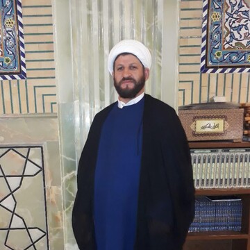 دشمن تمام حرکات ما را دنبال می کند